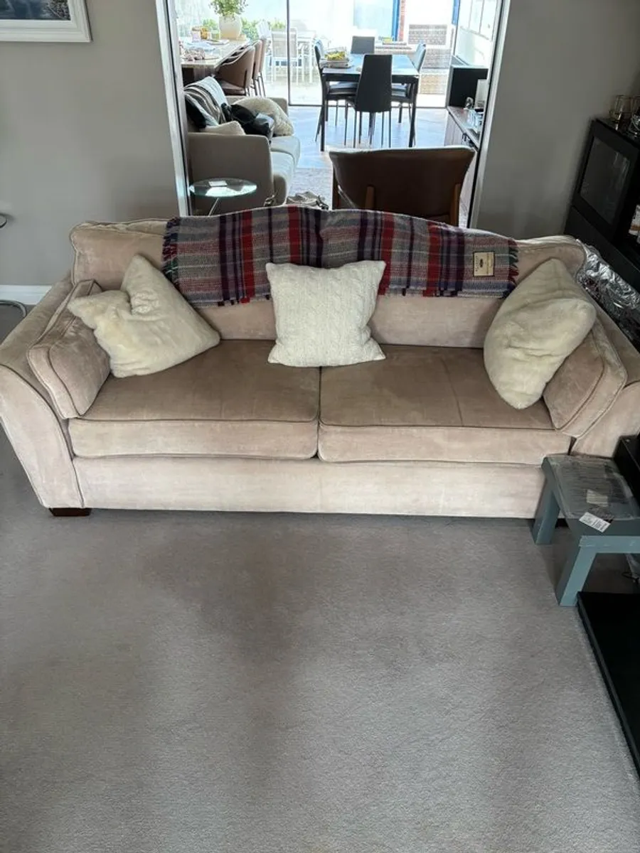 3 seater sofa