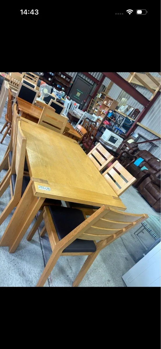Oak table and 6 chairs - Image 3