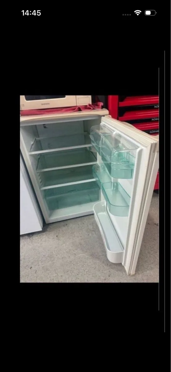 Under counter fridge - Image 2