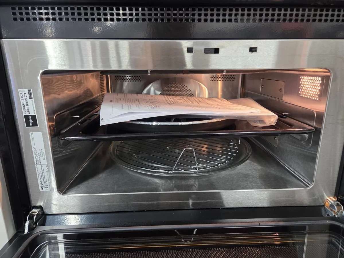 Whirlpool Combi Microwave Oven Stainless Steel - Image 3