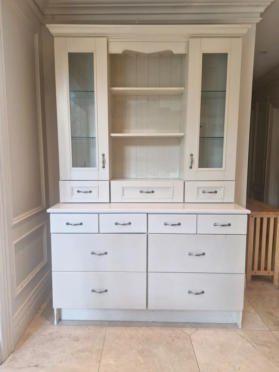 Kitchen dresser - Image 1