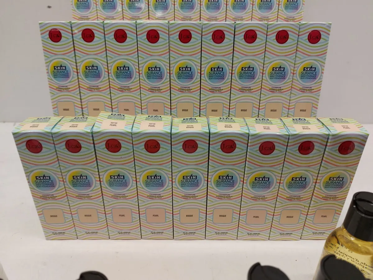 Online Auction Of A Selection Of Makeup & More! - Image 2