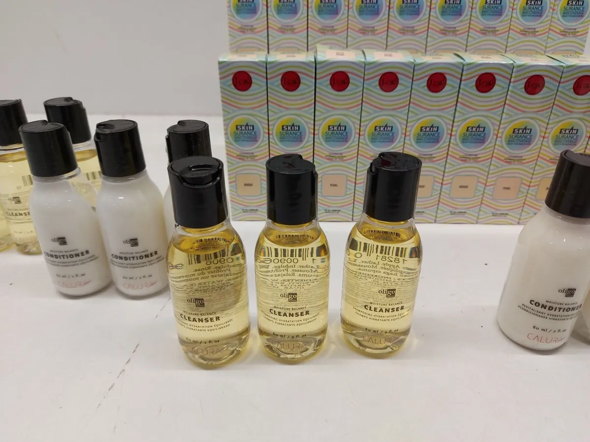 Online Auction Of A Selection Of Makeup & More! - Image 3