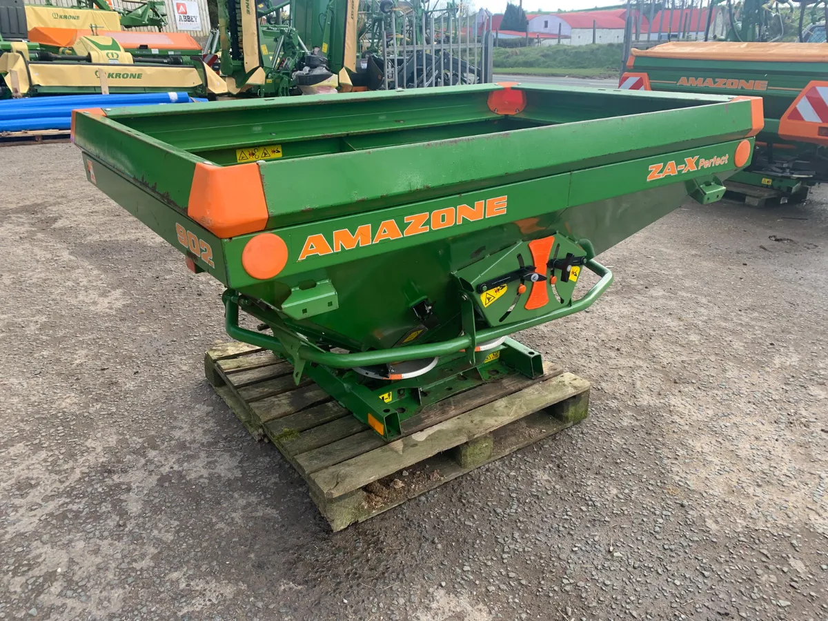 Amazone zax 1202 spreader - Image 1