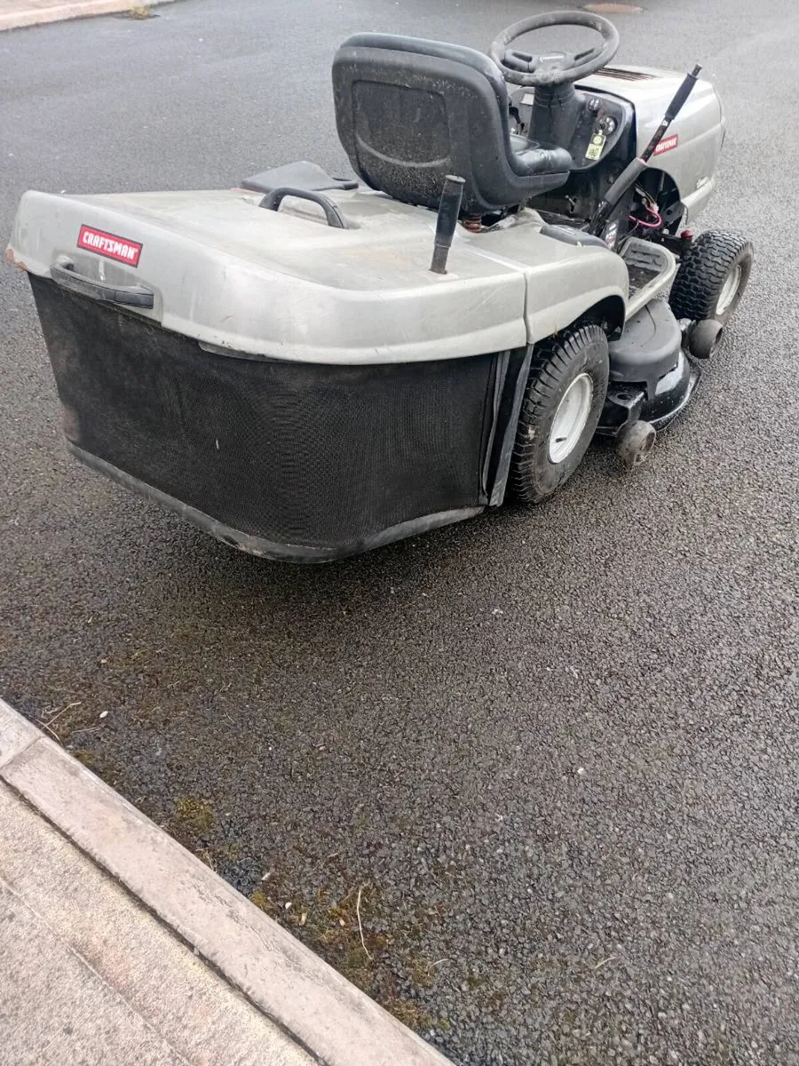 Ride on lawnmower 24hp - Image 4