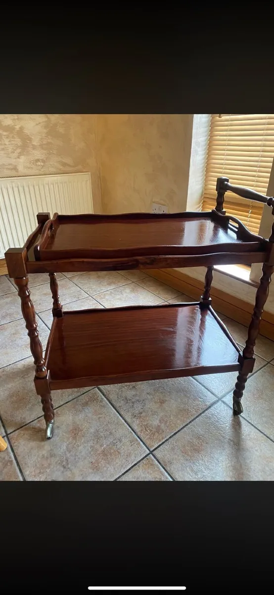 Tea trolley - Image 1