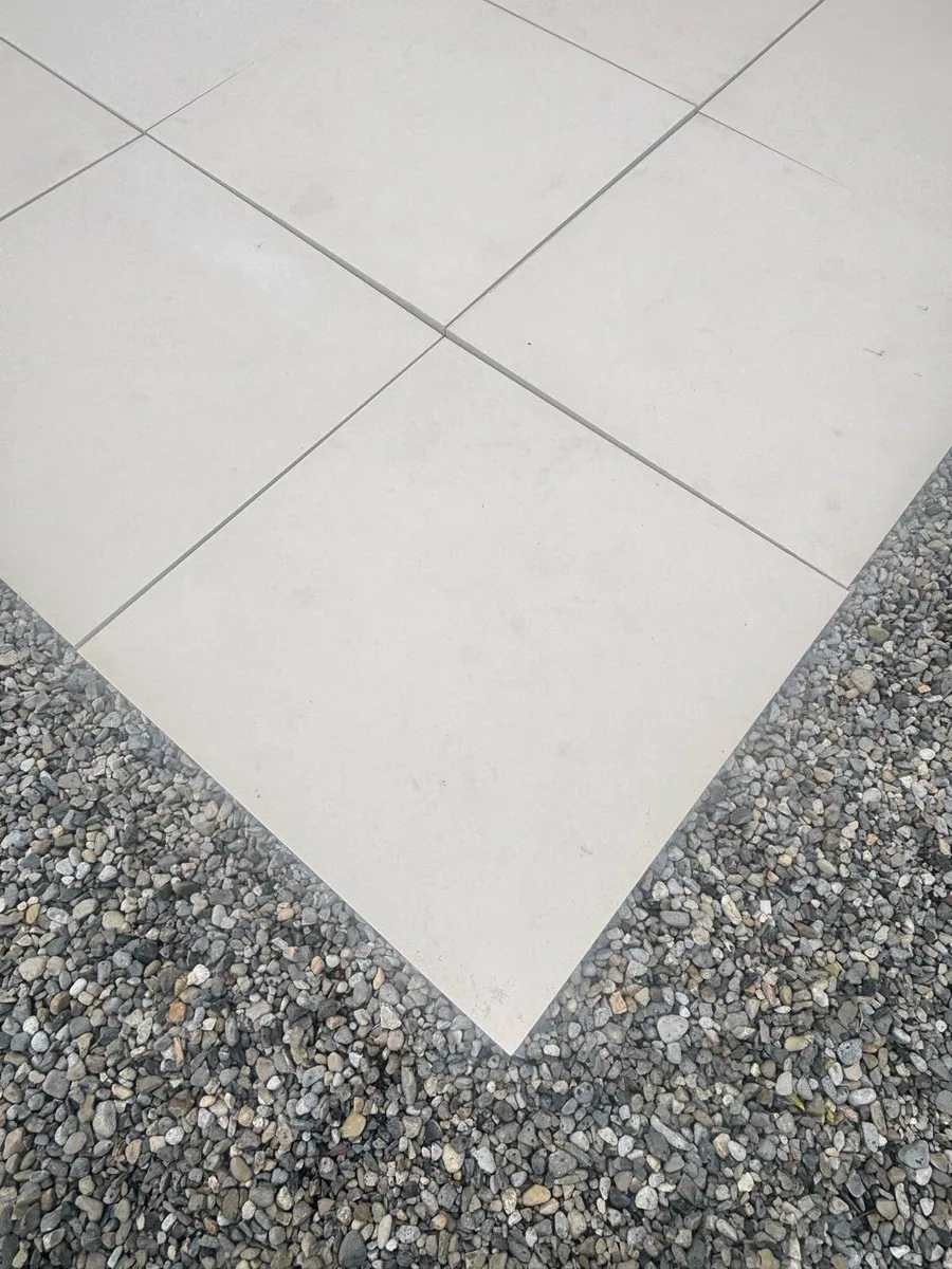 Floor tiles - Image 2