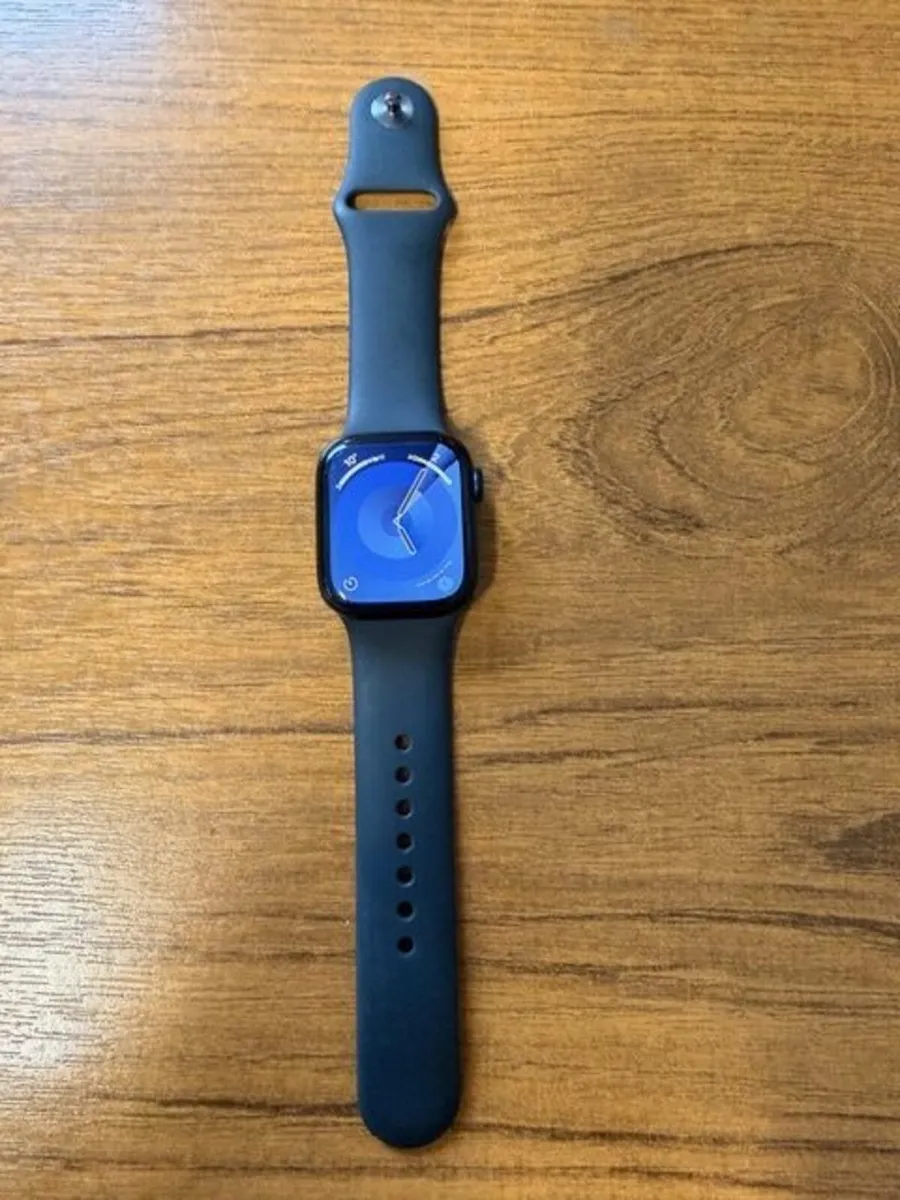 Apple Watch Series 9 Cellular 41MM - Image 3