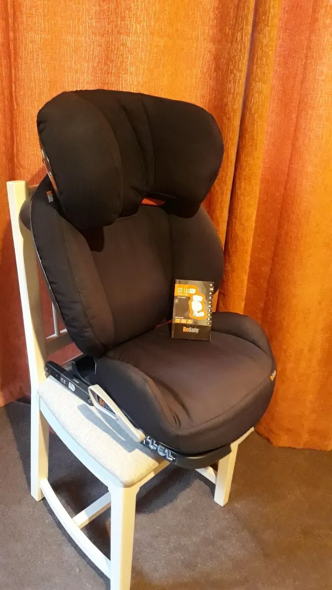 Child's Car Seat - Image 3