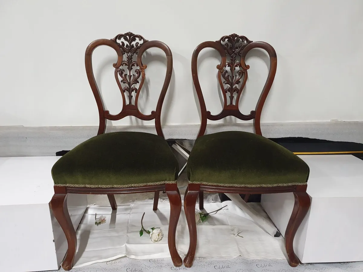 Online Auction Of Wooden Chairs & More! - Image 1
