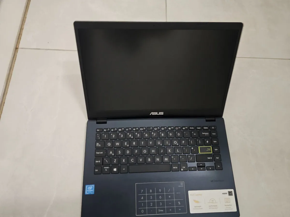 Asus Laptop - Image 3