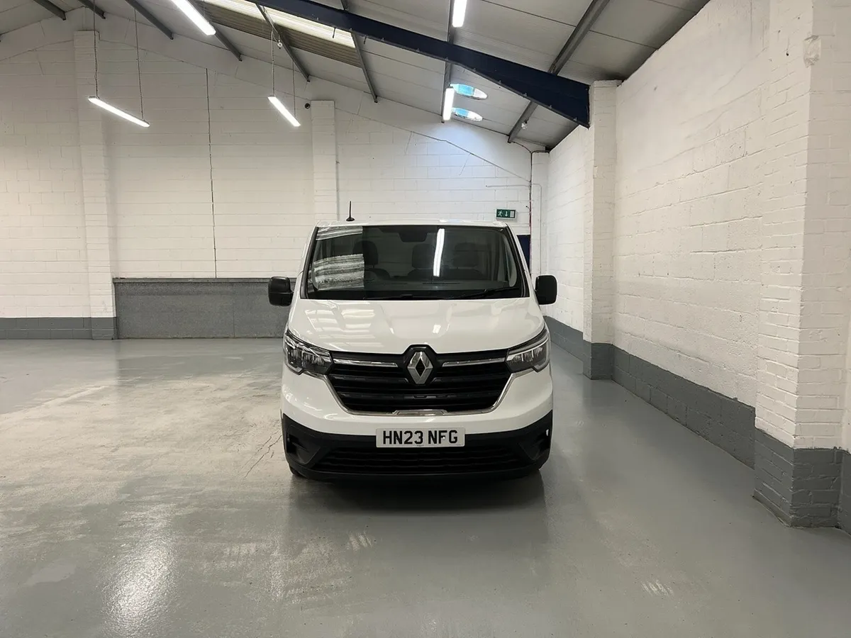 2023 Renault Trafic Panel Van - Image 1