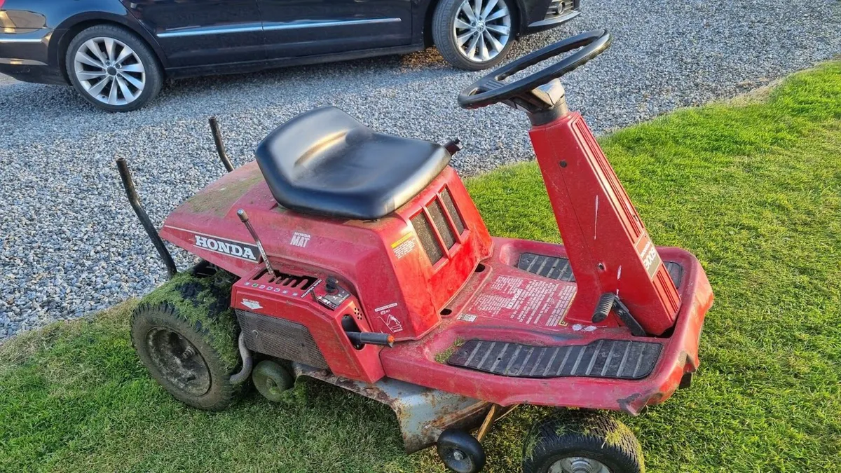 Honda Ride-On Mower - Image 2
