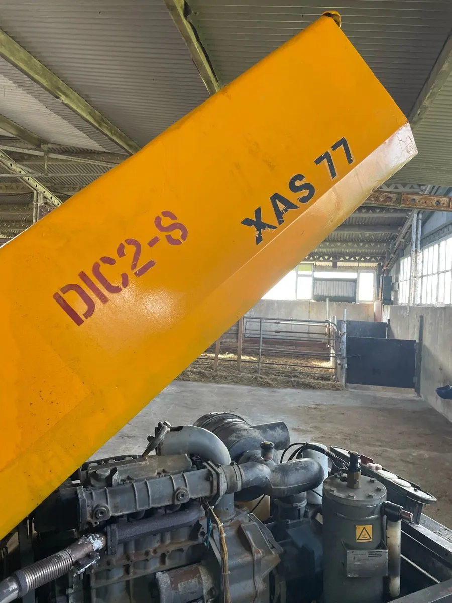 Air Compressor - Image 1