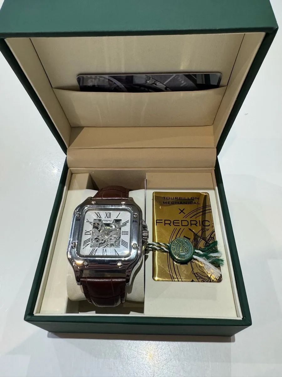 Men’s Skeleton Style Watch - Image 1