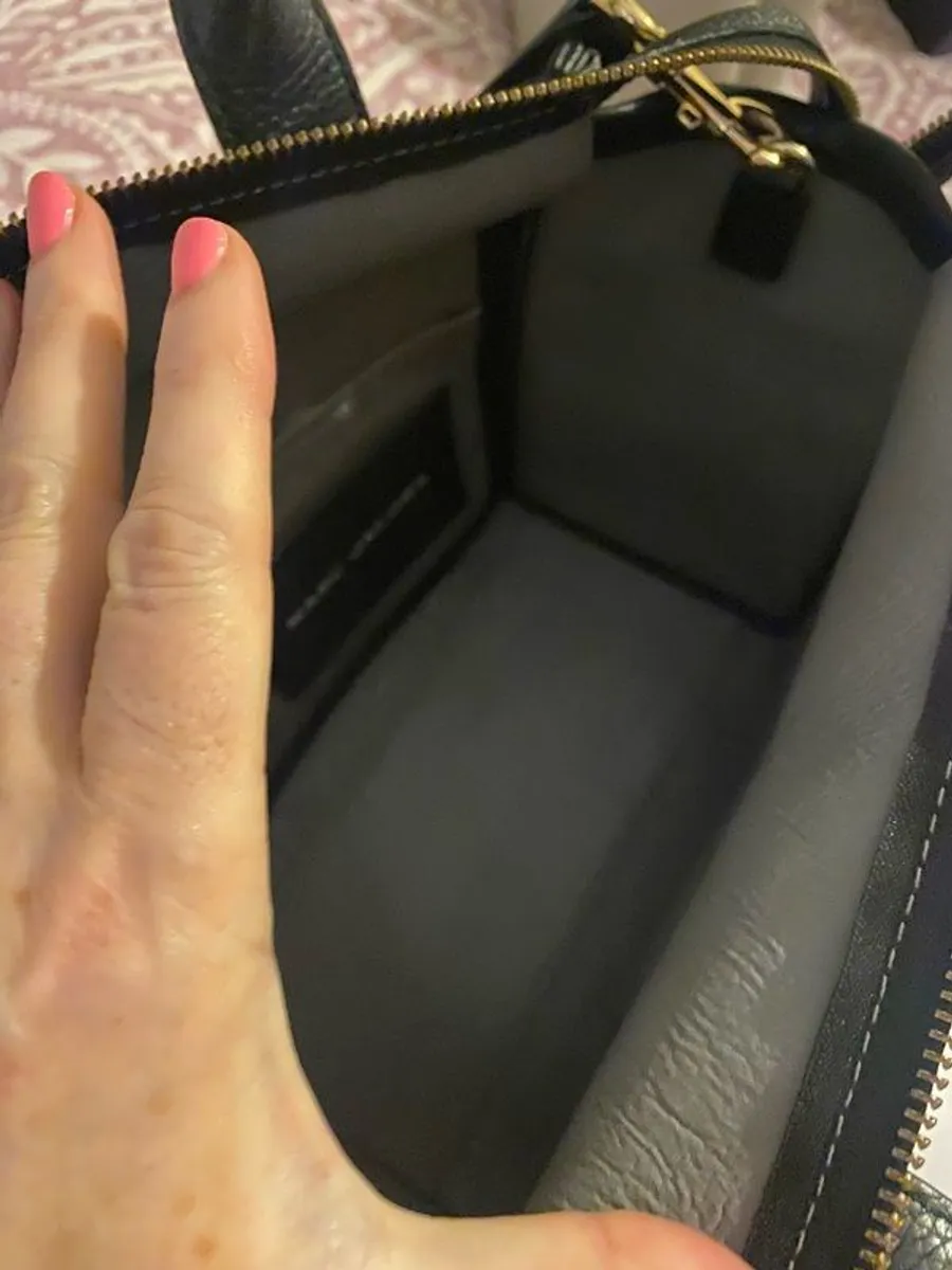 Marc Jacobs leather bag - Image 4