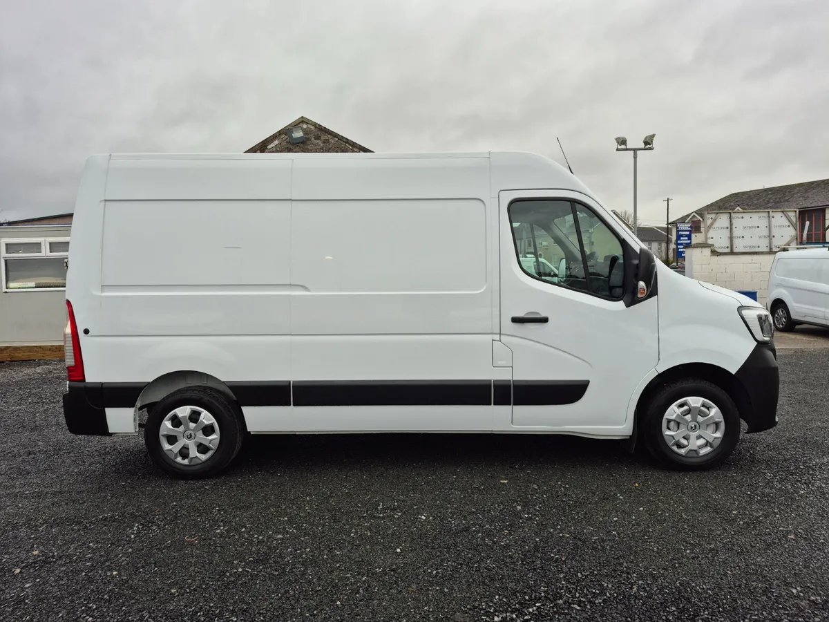 RENAULT MASTER L2 H2 INCLUDES VAT - Image 4