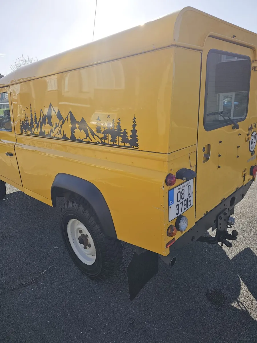 Land Rover Defender 110 - Image 3