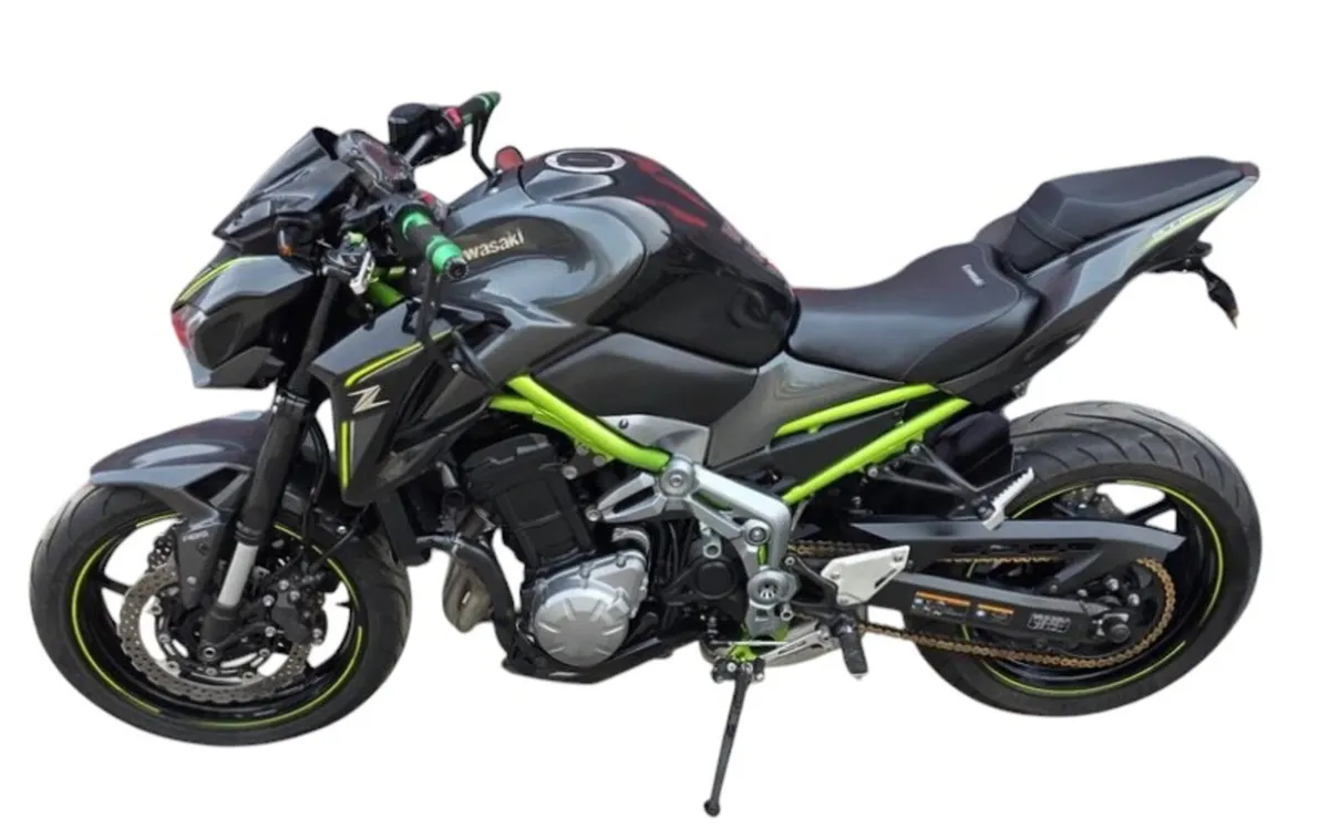 Kawasaki Z900 - Image 4