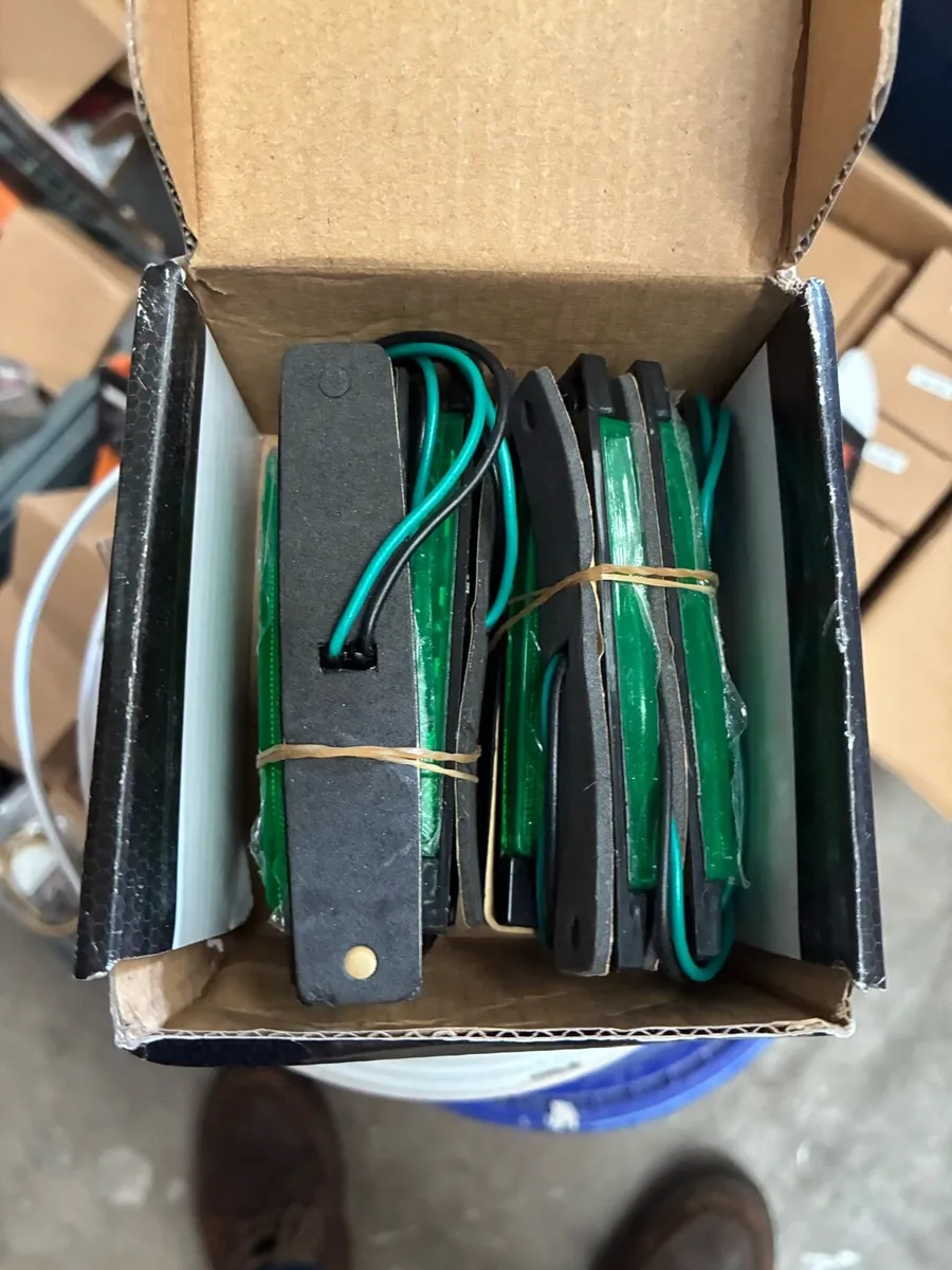 Marker lights 12/24v pkt of 10 - Image 4