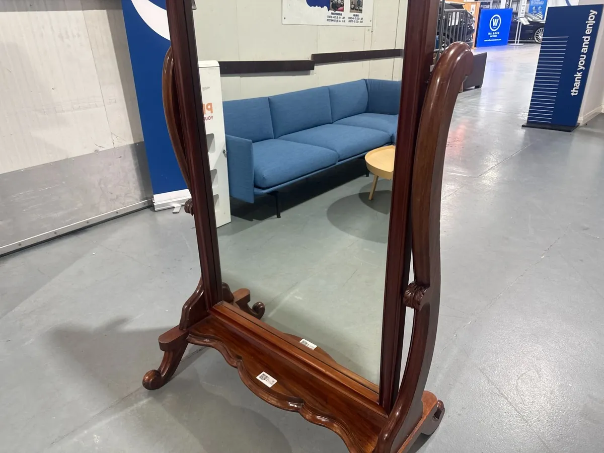 Online Auction Of A  Dressing Mirror & More! - Image 4