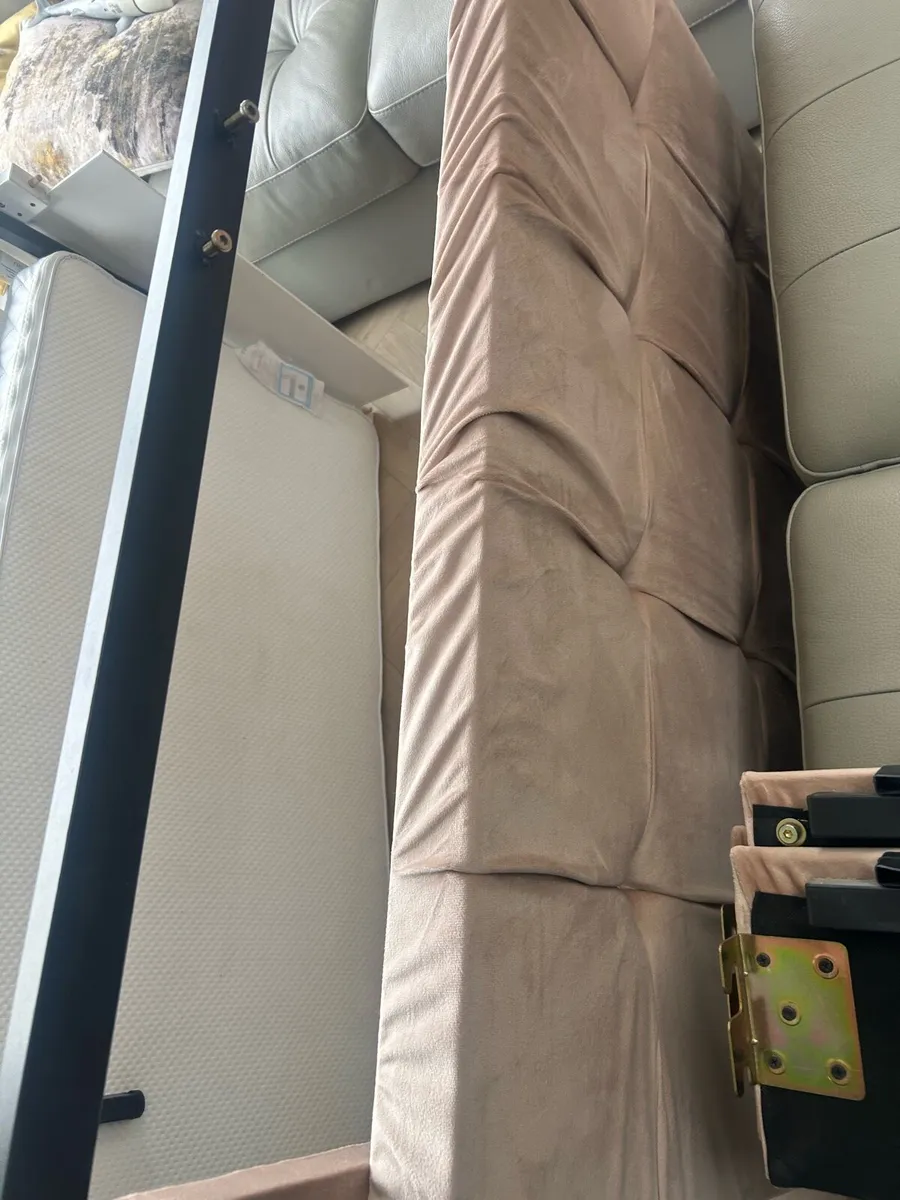 Small double bed - Image 1