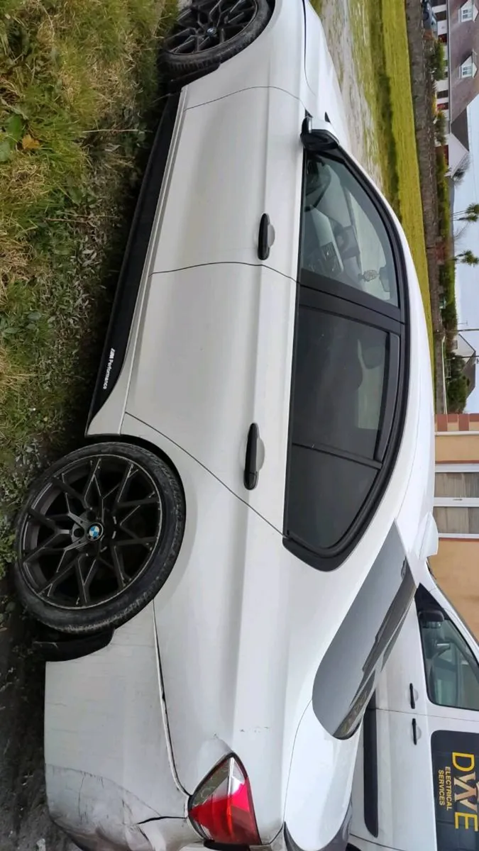 BMW 3 series f30 - Image 2