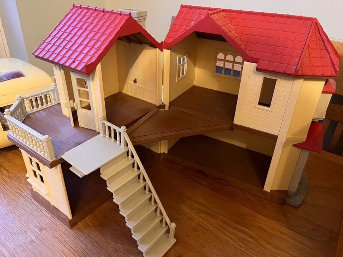 Slyvanian Houses - Image 4