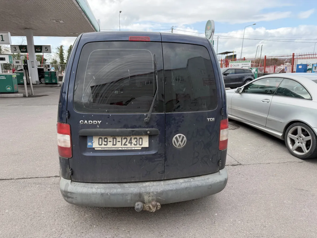 2009 Volkswagen Caddy - Image 4