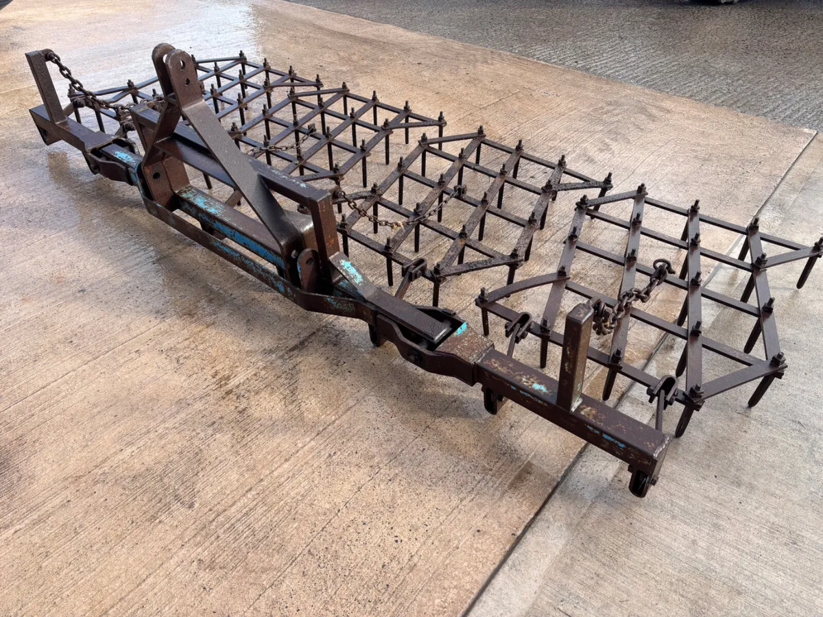 Parmiter 12ft folding pin harrows - Image 4