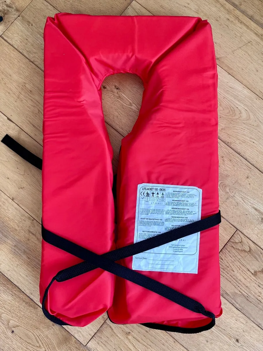Lifejackets - set of 5 - Image 4