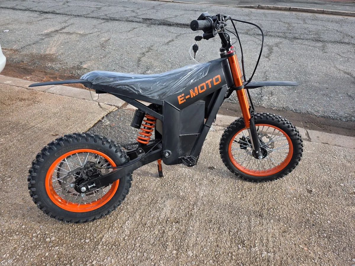 NEW, Electric -EMoto Dirt Bike 48v 20ah 2000w - Image 1