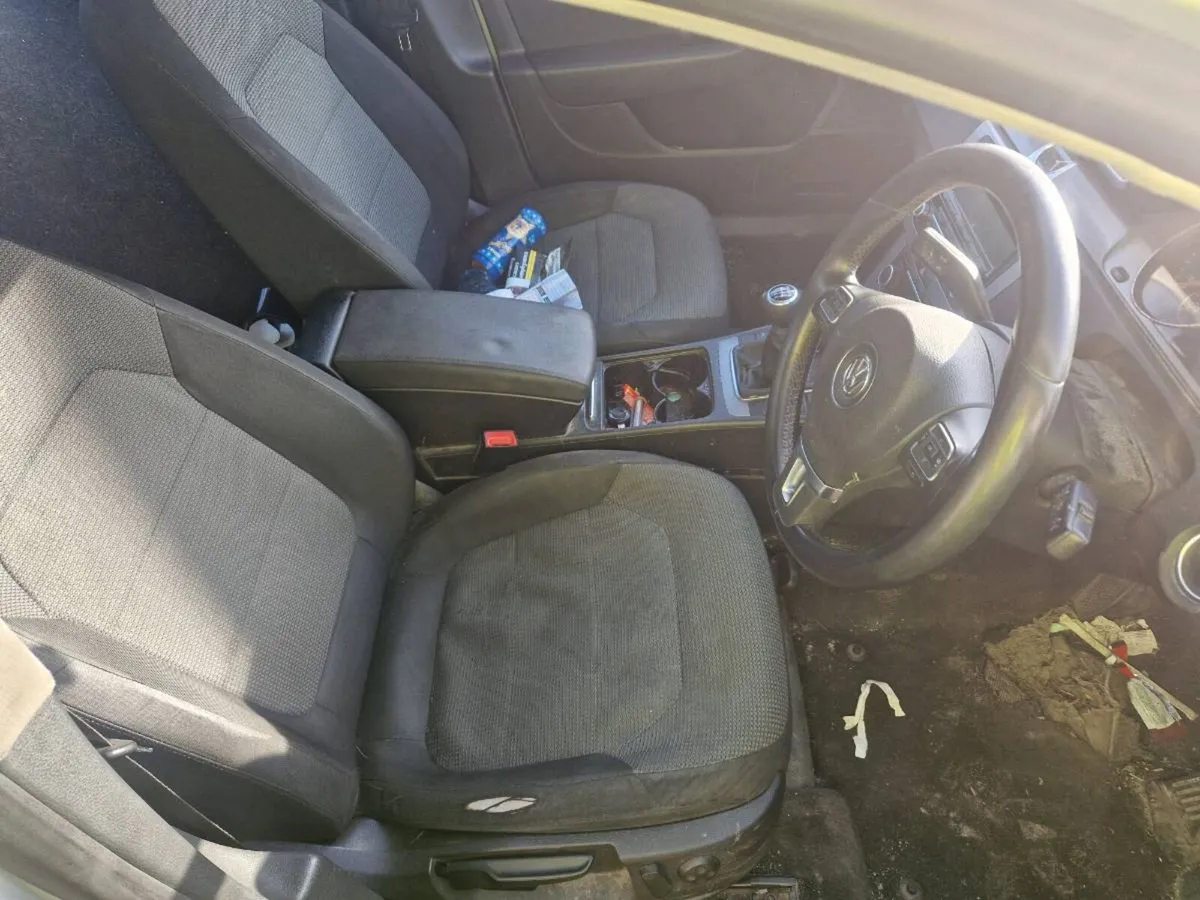 B7 Passat 2.0 Tdi Breaking - Image 3