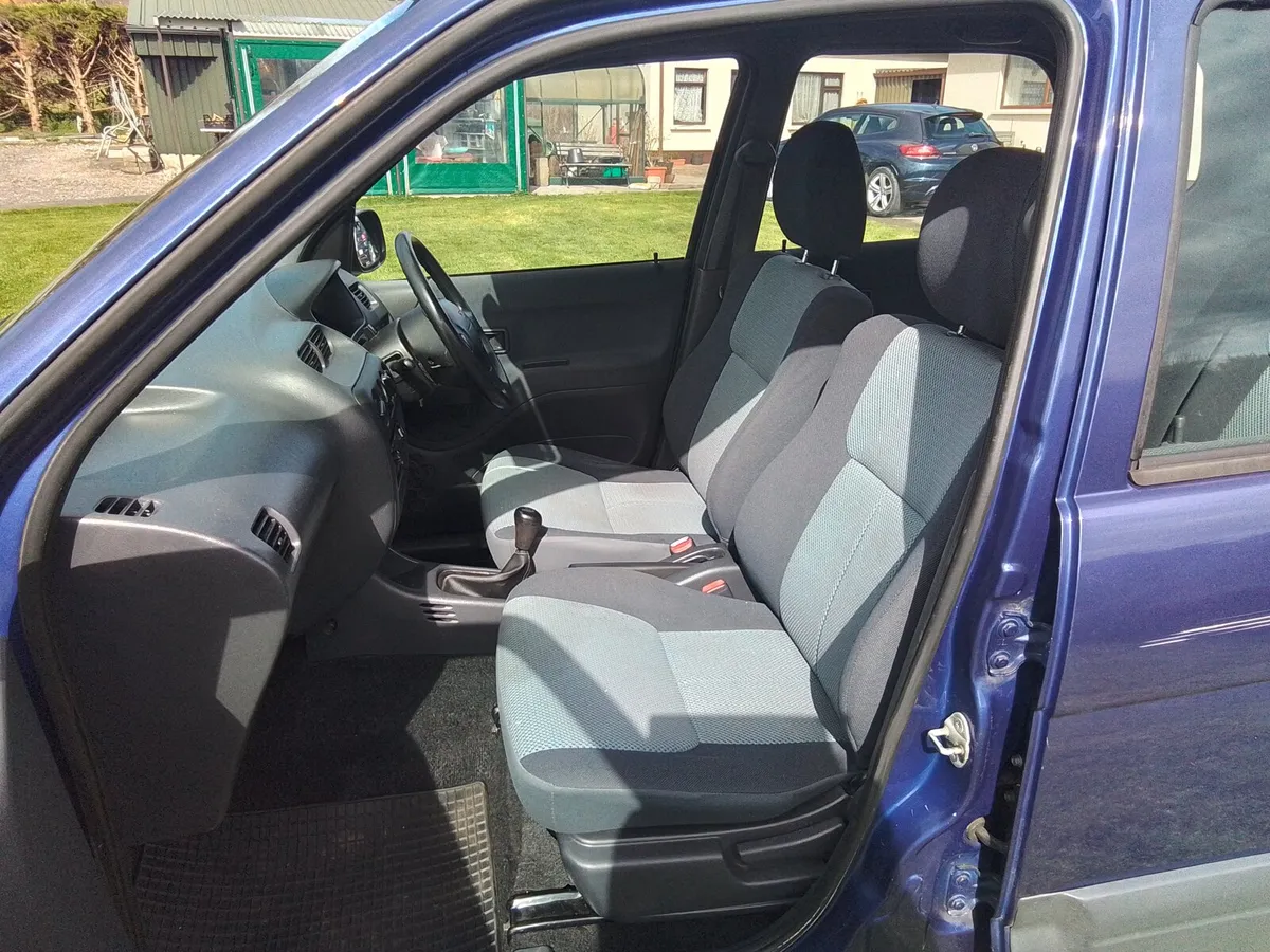 Daihatsu Terios 1.3 - Image 4