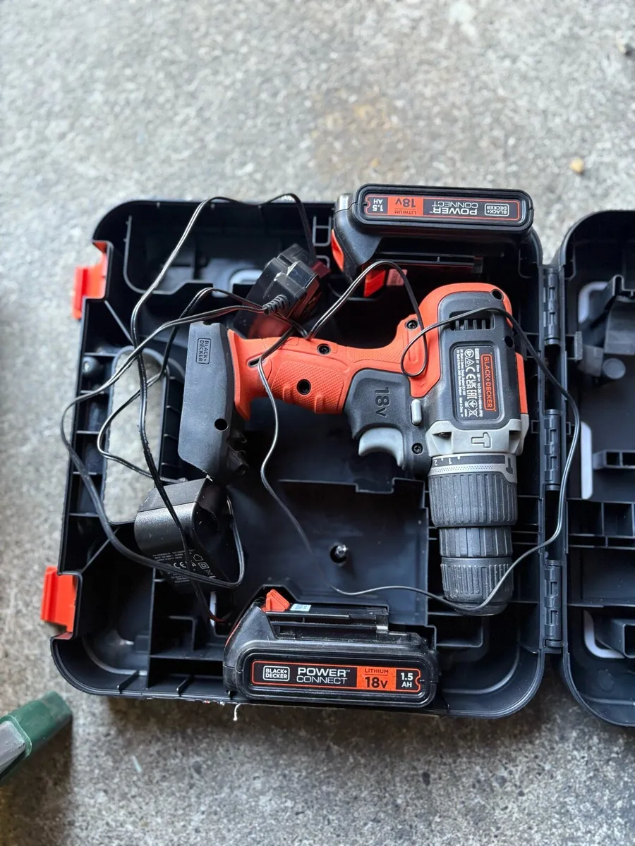 Black and Decker Drill with 2 batteries