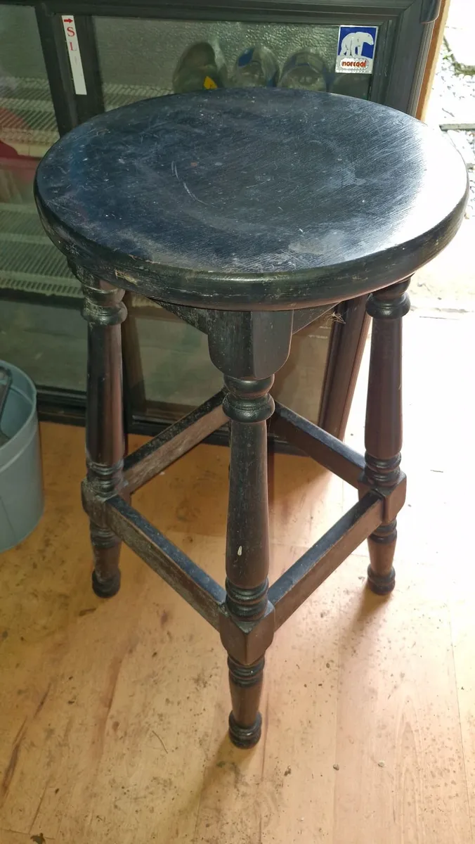 Bar stools - Image 1