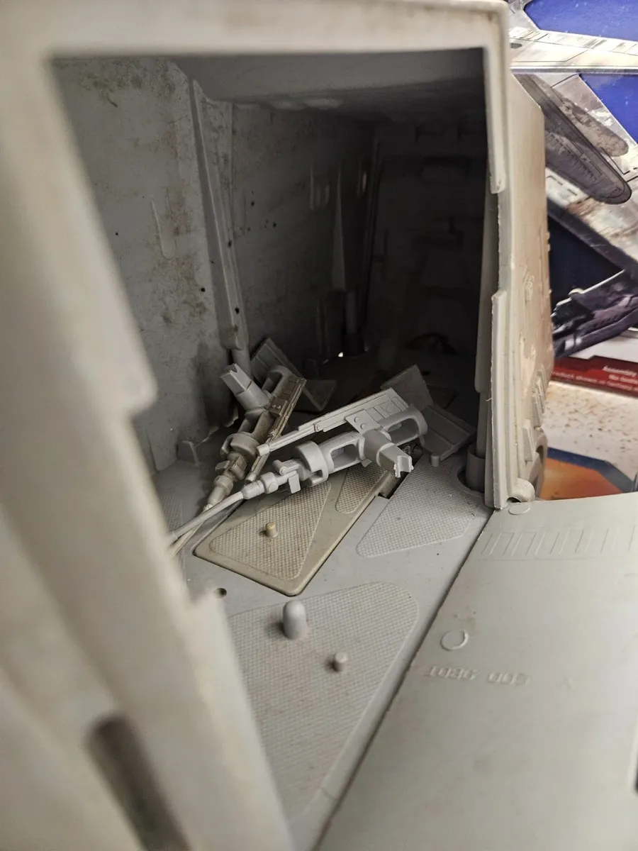 Vintage Star Wars AT AT Boxed - Image 3