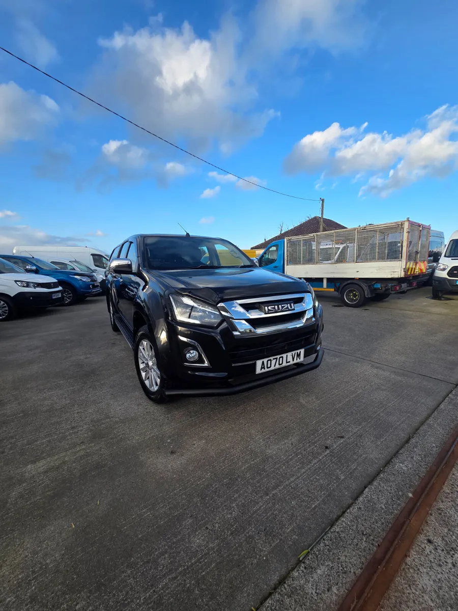 Isuzu D-Max 2021 - Image 4