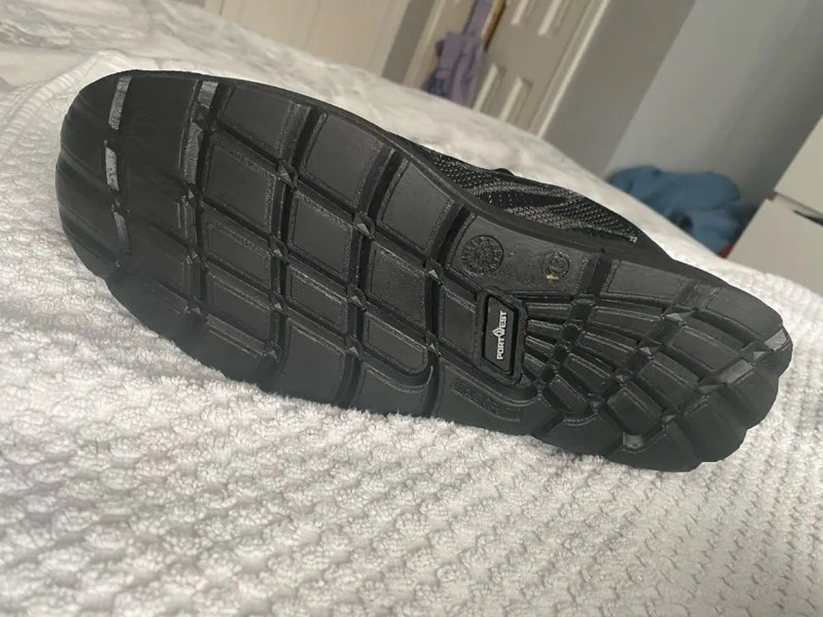 Portwest safety trainer - Image 3