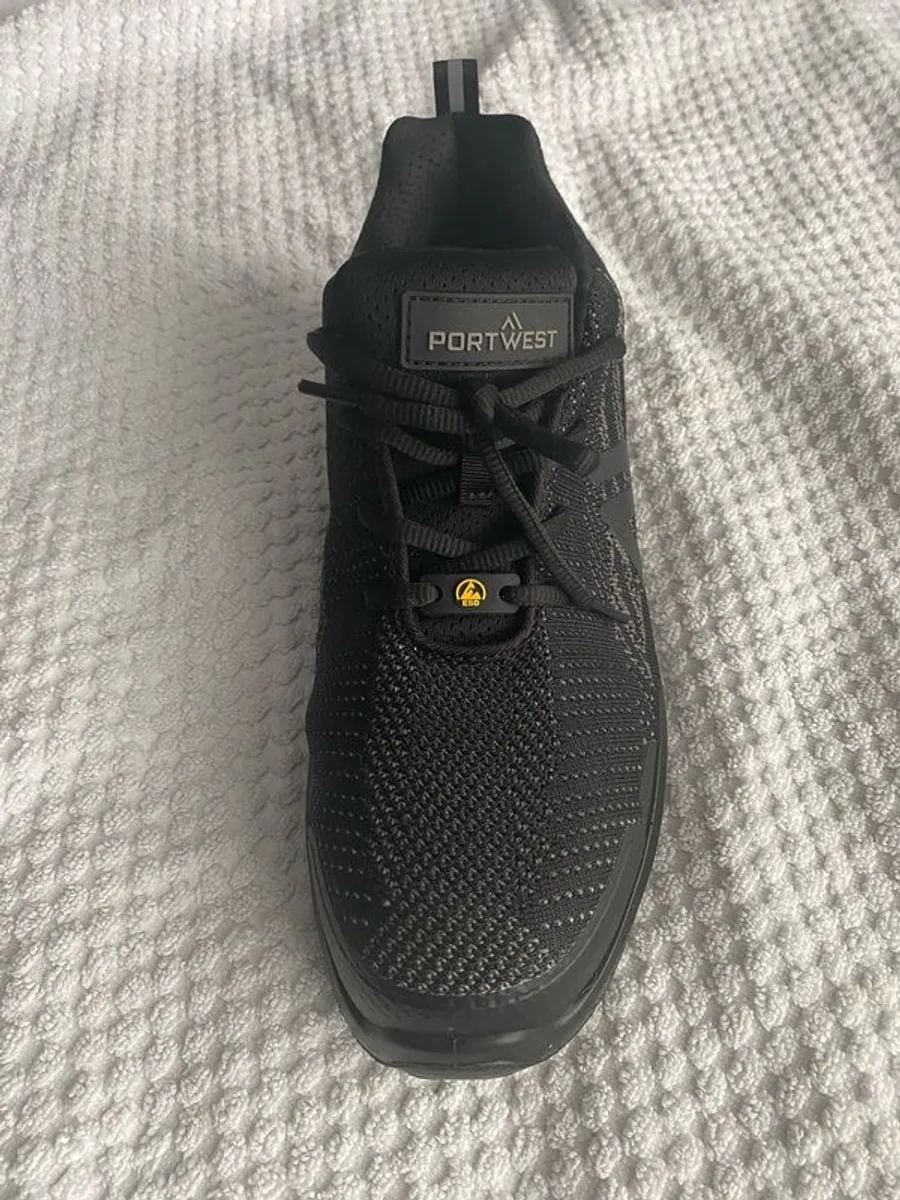 Portwest safety trainer - Image 1