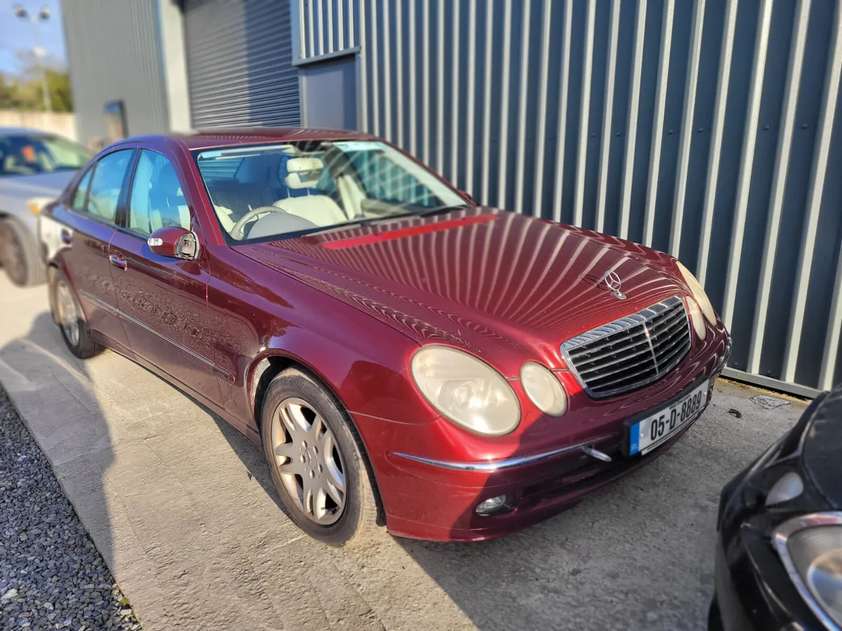 Mercedes E200 Automatic - Image 1