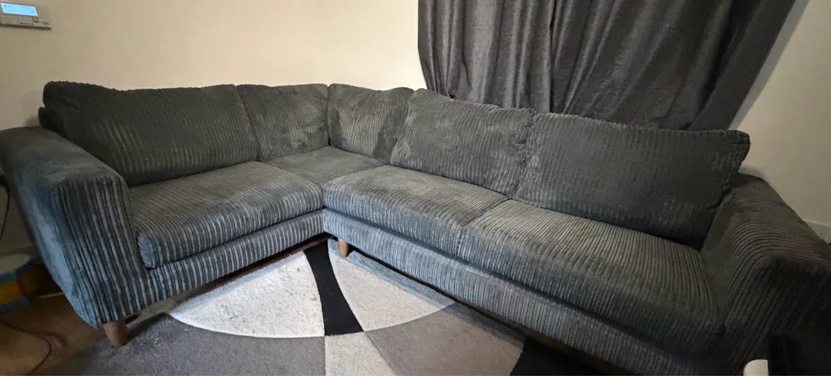 Stylish Grey Corner Sofa – Excellent Condition - Image 1
