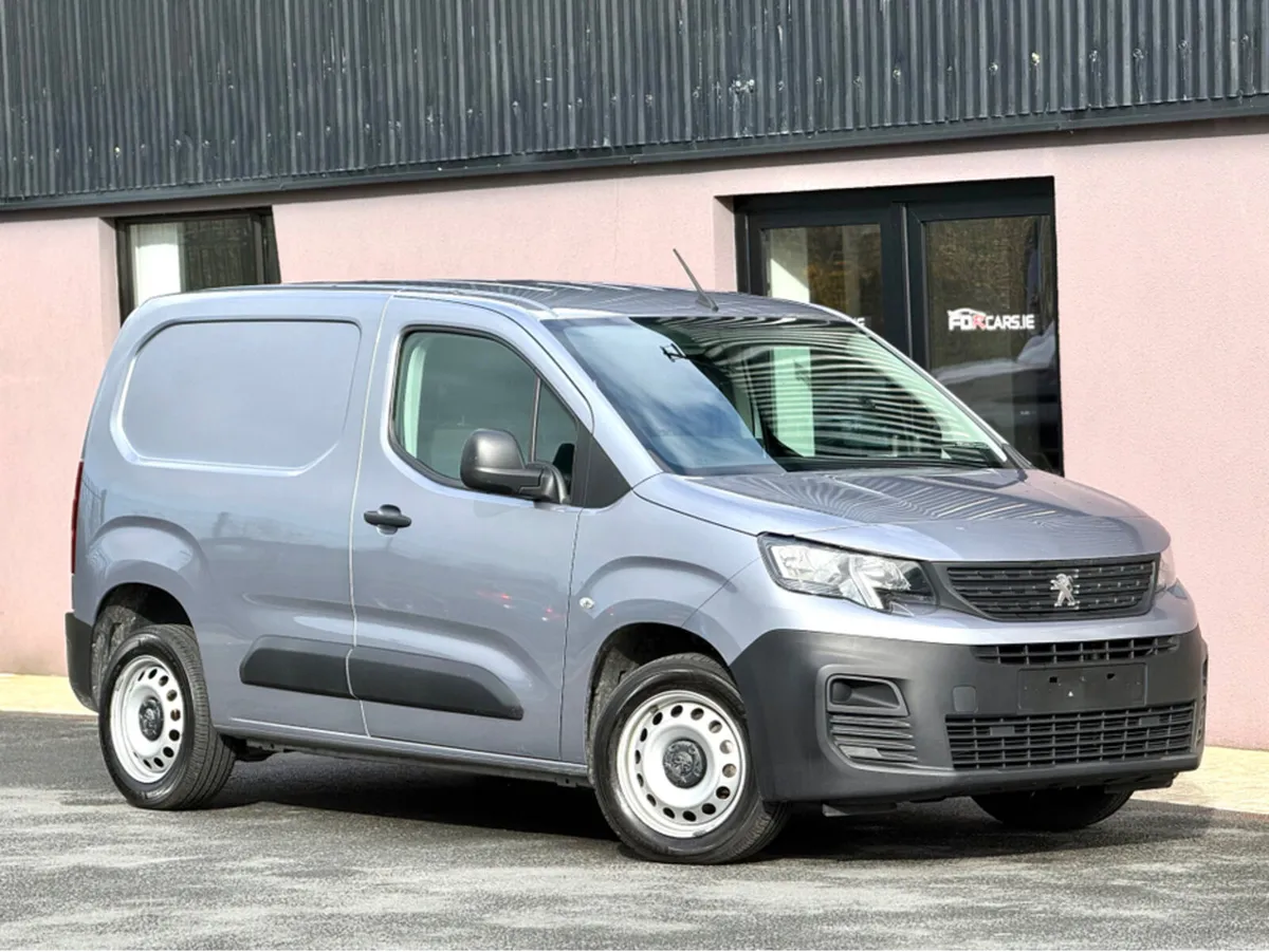 Peugeot Partner PROFESSIONL PREM+ 1000KG 100BHP - Image 2