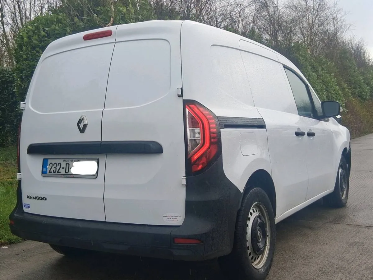 2023 RENAUL KANGO, 3 SEATER - Image 4