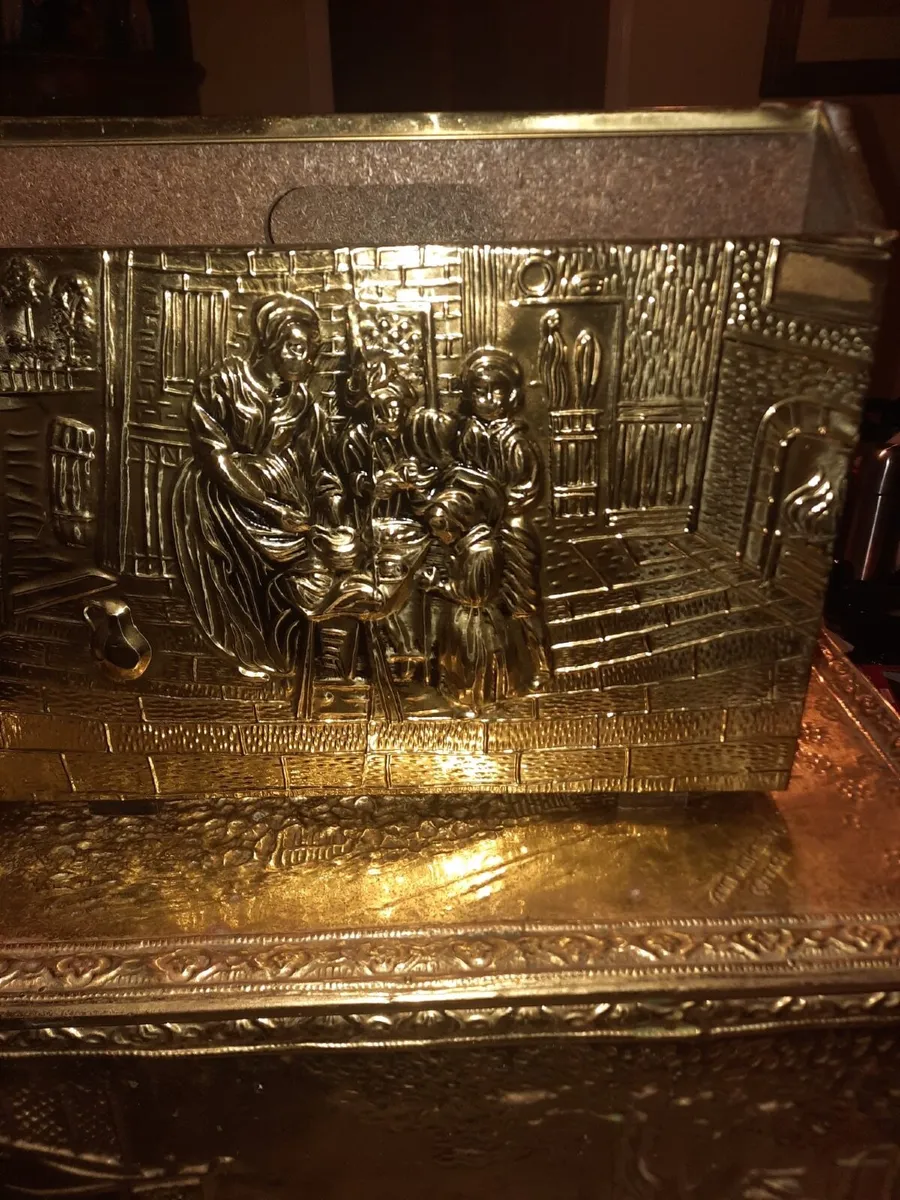 Vintage log box and magazine rack - Image 4