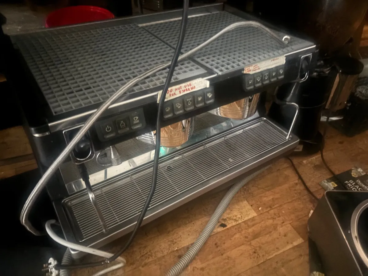 Restaurant equipment - Image 1