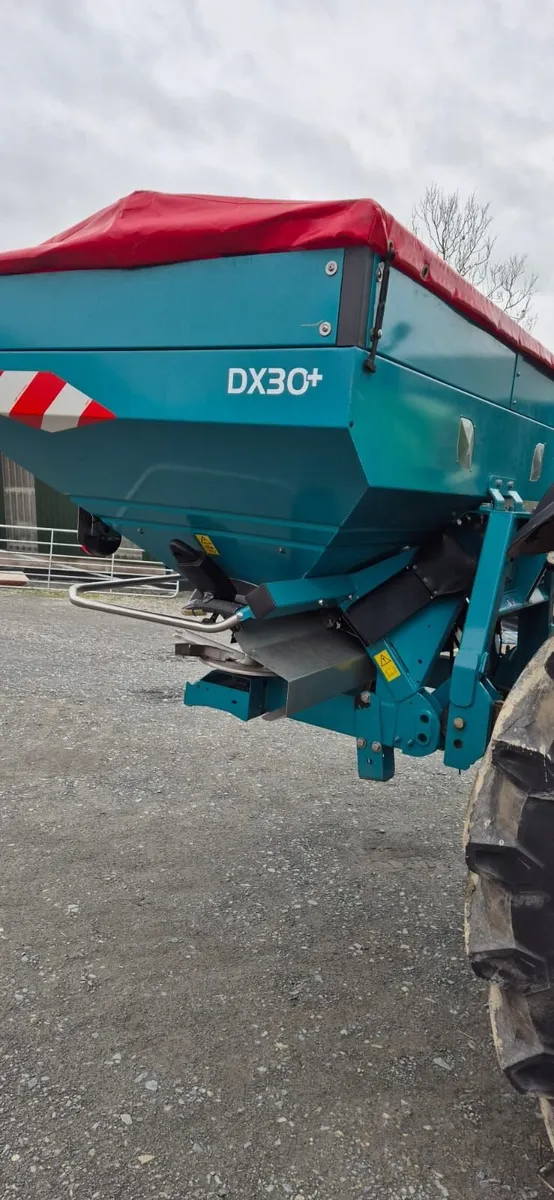 Fertiliser Sower - Image 3