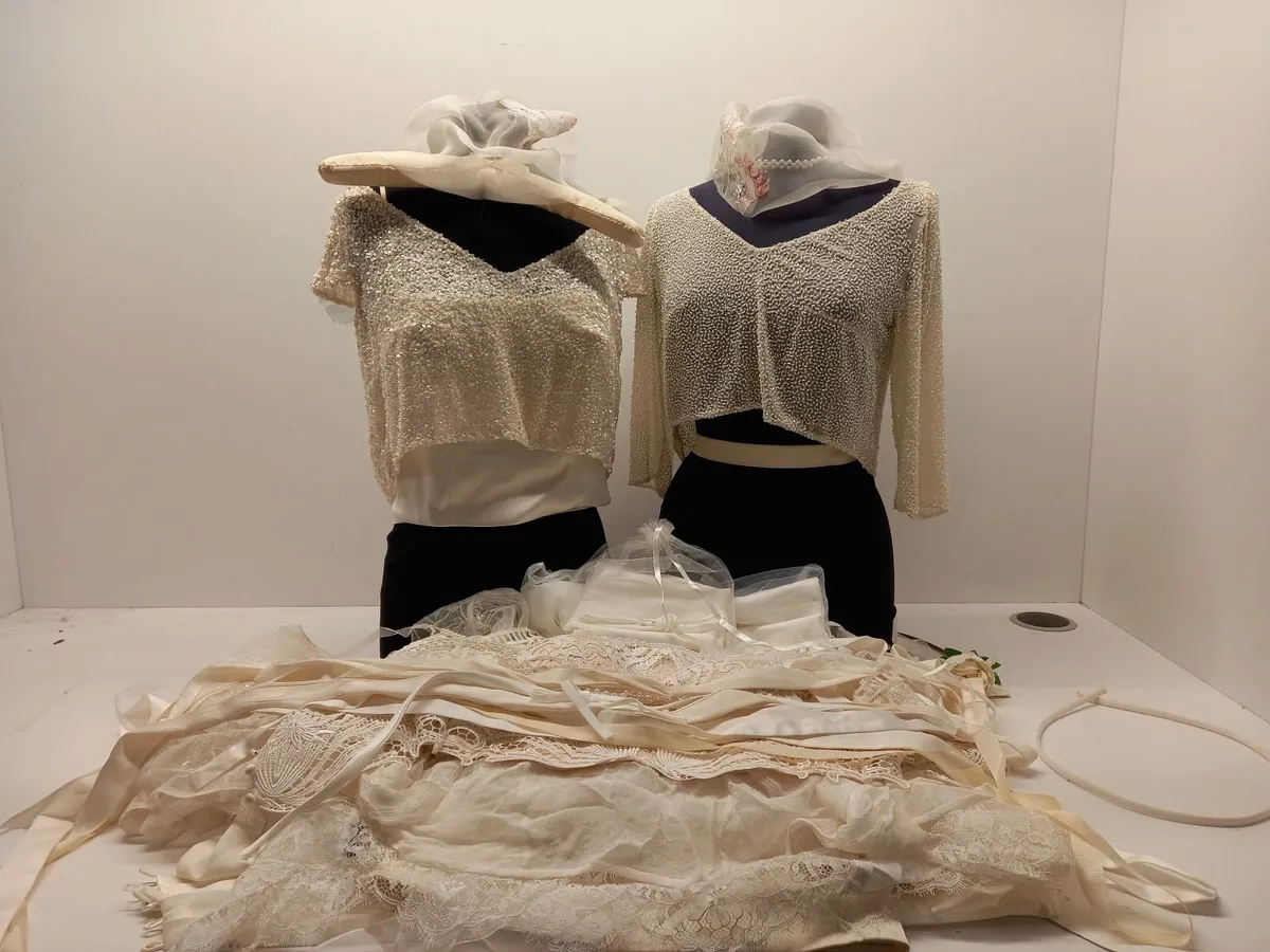 Online Auction Of Bridal Accessories & More! - Image 1