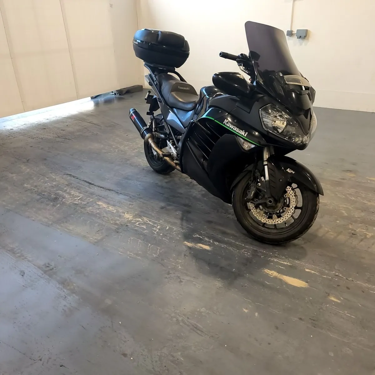 2015Kawasaki gtr 1400 - Image 2