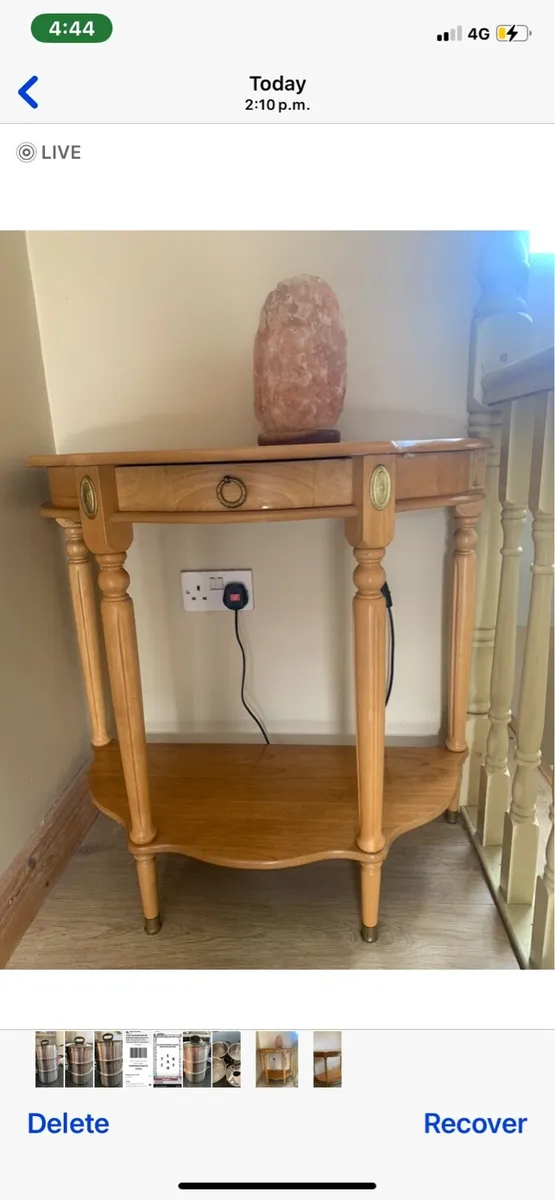 Beautiful occasional table excellent condition - Image 1